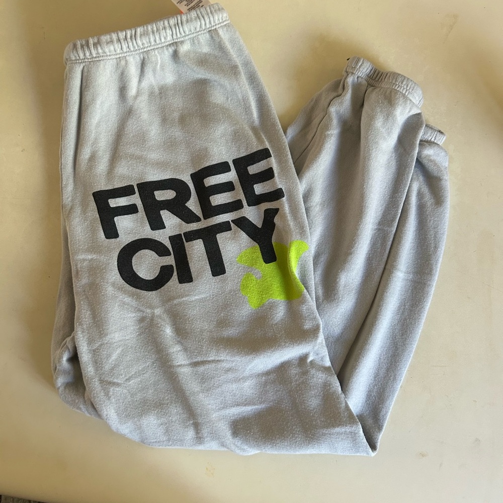 Freecity sweatpants